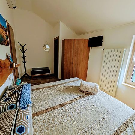 Agriturismo Caruggiu Di Via Vecchia Orco Feglino Eksteriør bilde