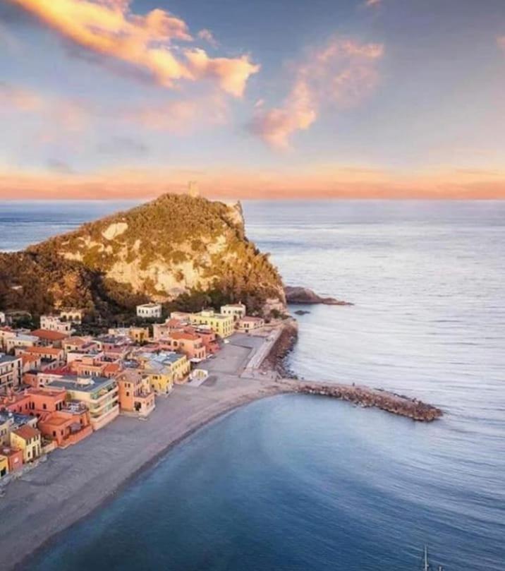 Agriturismo Caruggiu Di Via Vecchia Orco Feglino Eksteriør bilde
