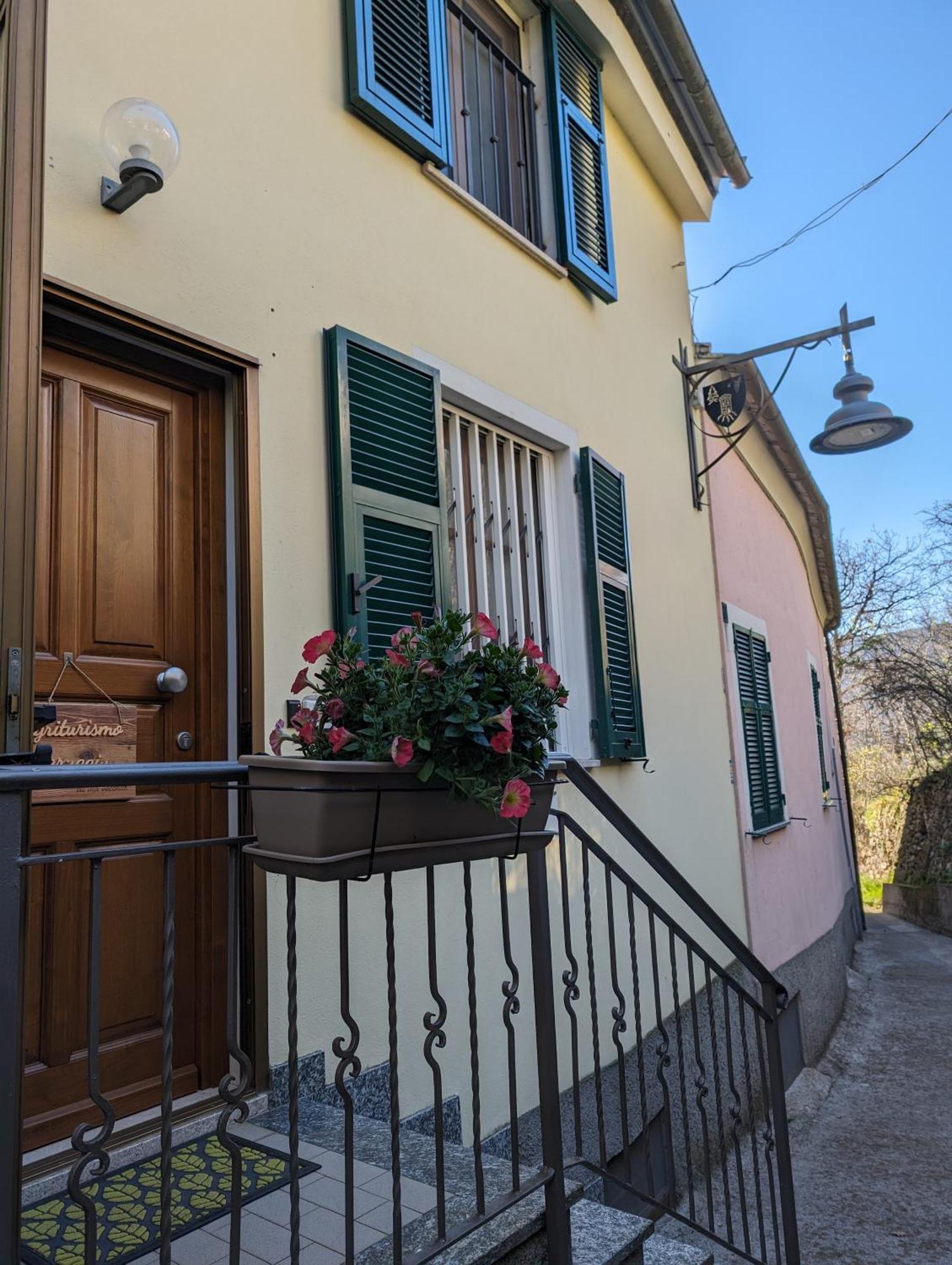 Agriturismo Caruggiu Di Via Vecchia Orco Feglino Eksteriør bilde