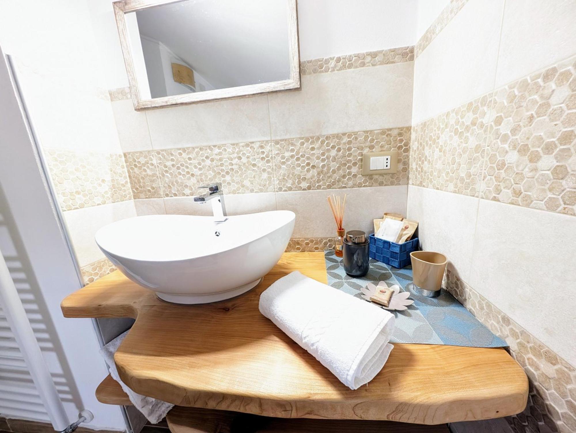 Agriturismo Caruggiu Di Via Vecchia Orco Feglino Eksteriør bilde